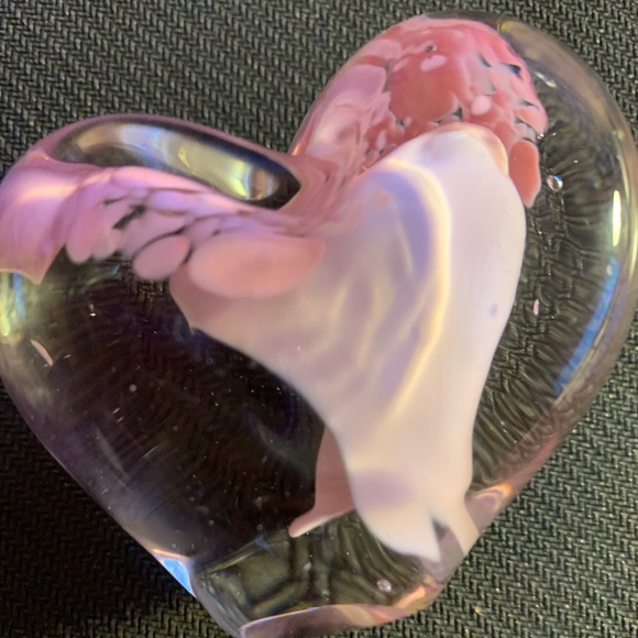 Art glass Heart paperweight - Picture 1 of 1